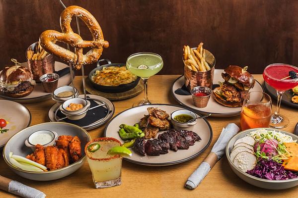 Evalyn's Tap House