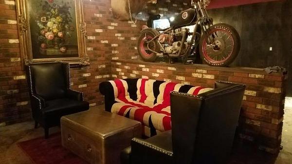 The Rooster Tavern