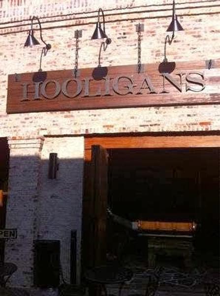 Hooligans Pub
