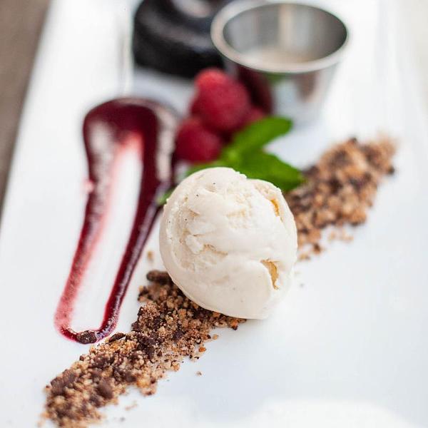 Bake's Place Bar & Bistro