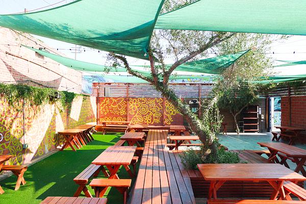Everson Royce Bar