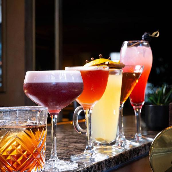 Oliver's Lounge