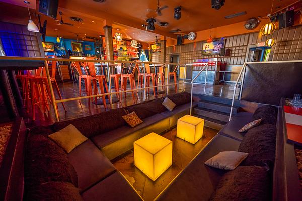AIR CONDITIONED Lounge
