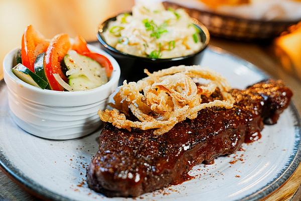 Logan's Roadhouse