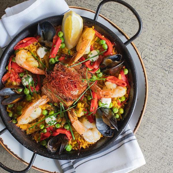 Lucina Eatery & Bar