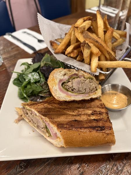 Cubana Café
