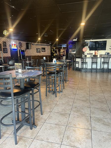 H &H Bar and Grill