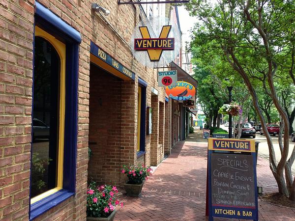 Venture Kitchen & Bar