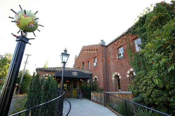 McMenamins Chapel Pub