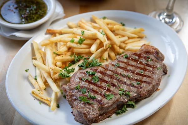 LALA'S Argentine Grill - Studio City