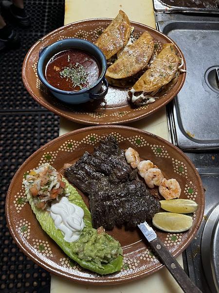 Mexicocina Mezcaleria