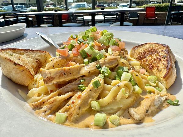 Austin Avenue Grill & Sports Bar