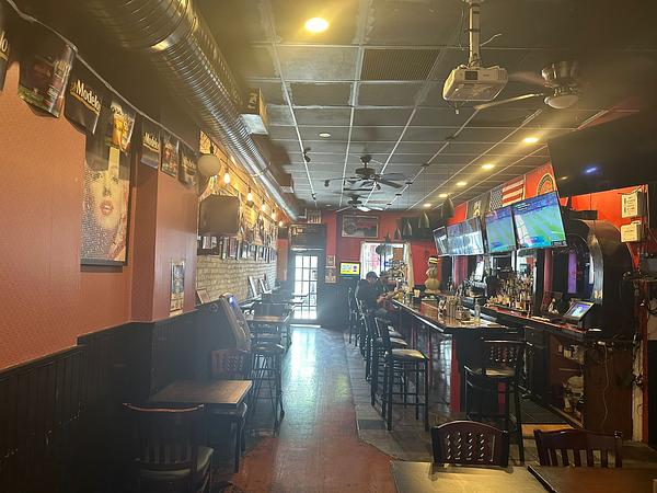 Legends Sports Bar