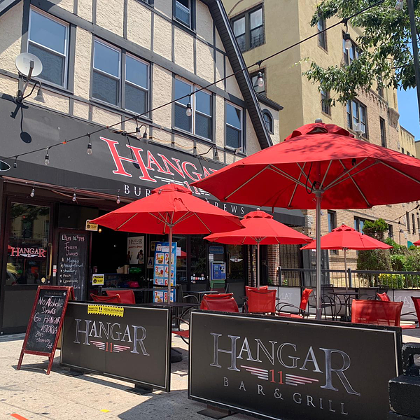 Hangar 11 Burgers & Brews