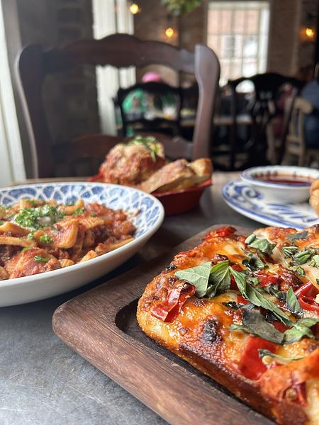 Mia's Italian Kitchen