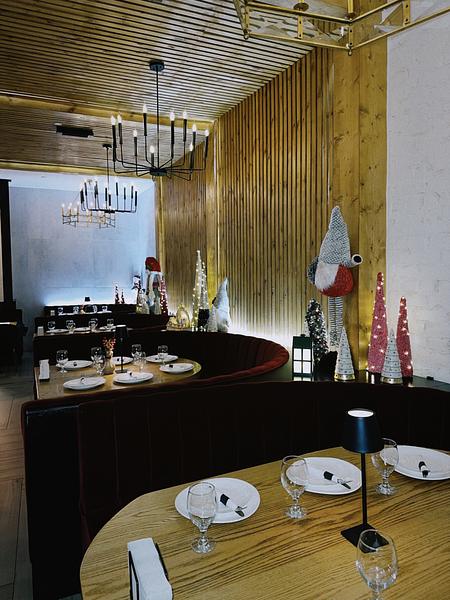 Nargis Cafe