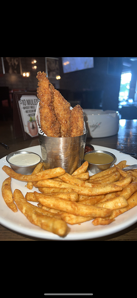 Robusto's Cigar Bar and Bistro
