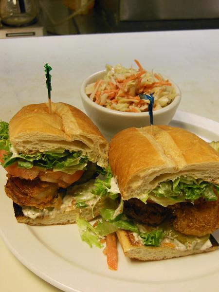 Mo Jeaux's Bar and Grill