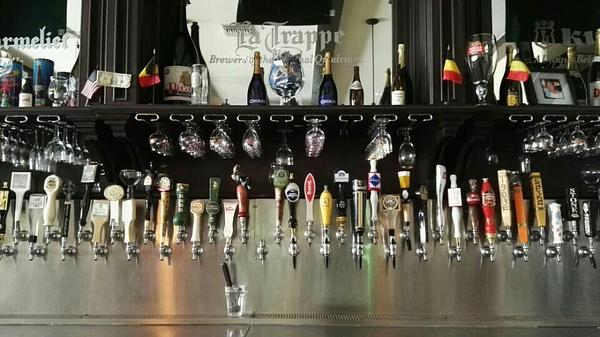 Lucky Baldwin's Pub