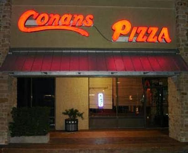 Conans Pizza North