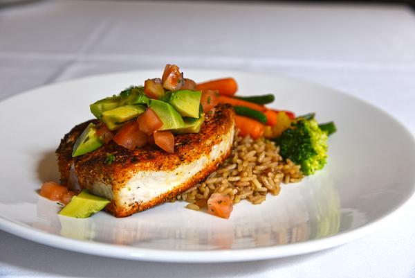 Leo's Seafood Restaurant & Bar