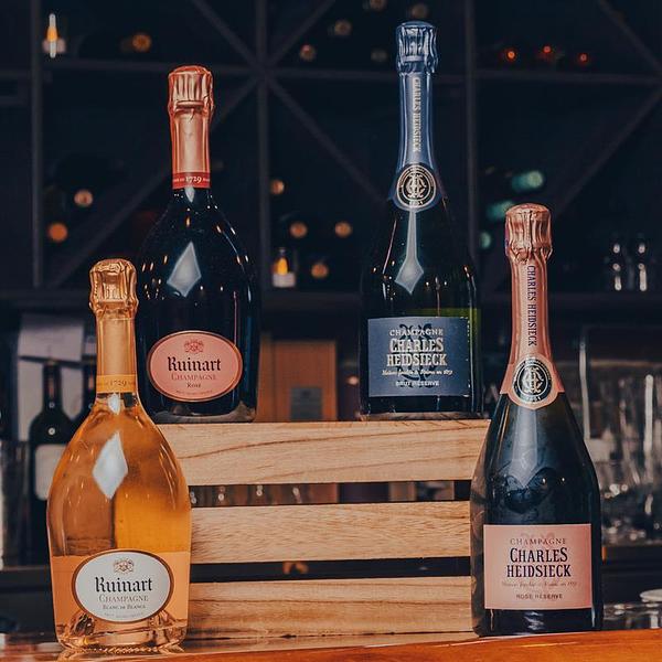 Sauvignon Wine Locker & American Trattoria