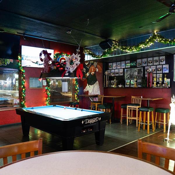 Mullen's Sports Bar & Grill