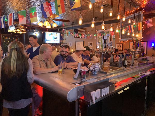 Ben's Neighborhood Grill & Tap