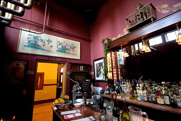 McMenamins Honors Bar