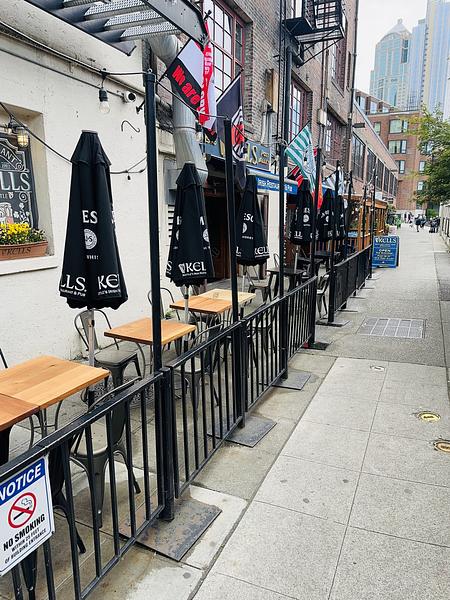 Kells Irish Restaurant & Pub