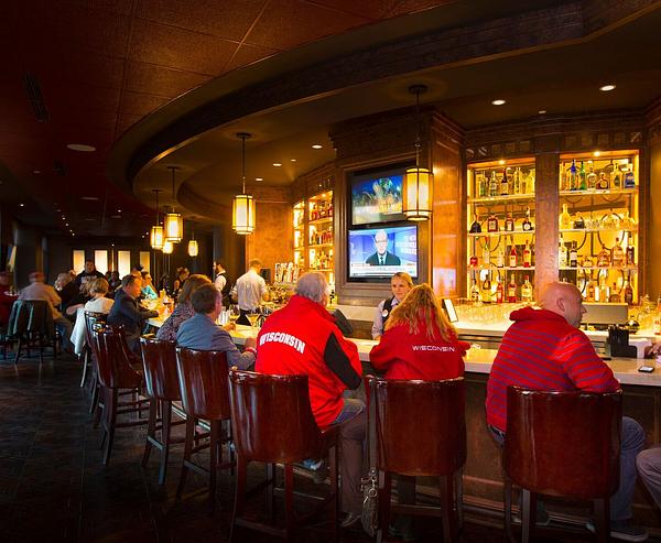 Augie's Tavern