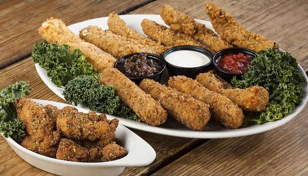 Pluckers Wing Bar