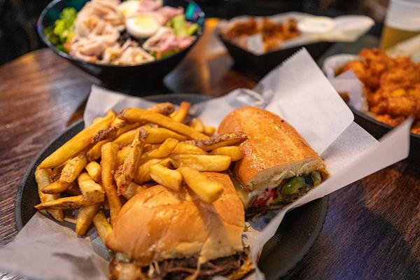Mcdonough's Restaurant & Lounge