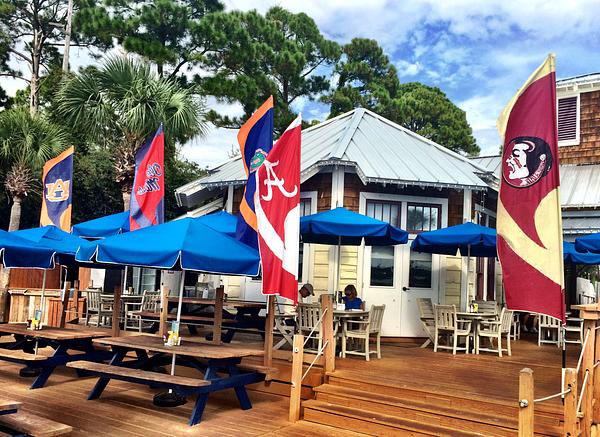 Marina Bar & Grill
