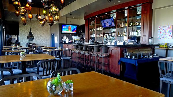 GlassDoor Restaurant