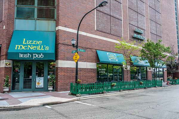 Lizzie McNeill's Irish Pub