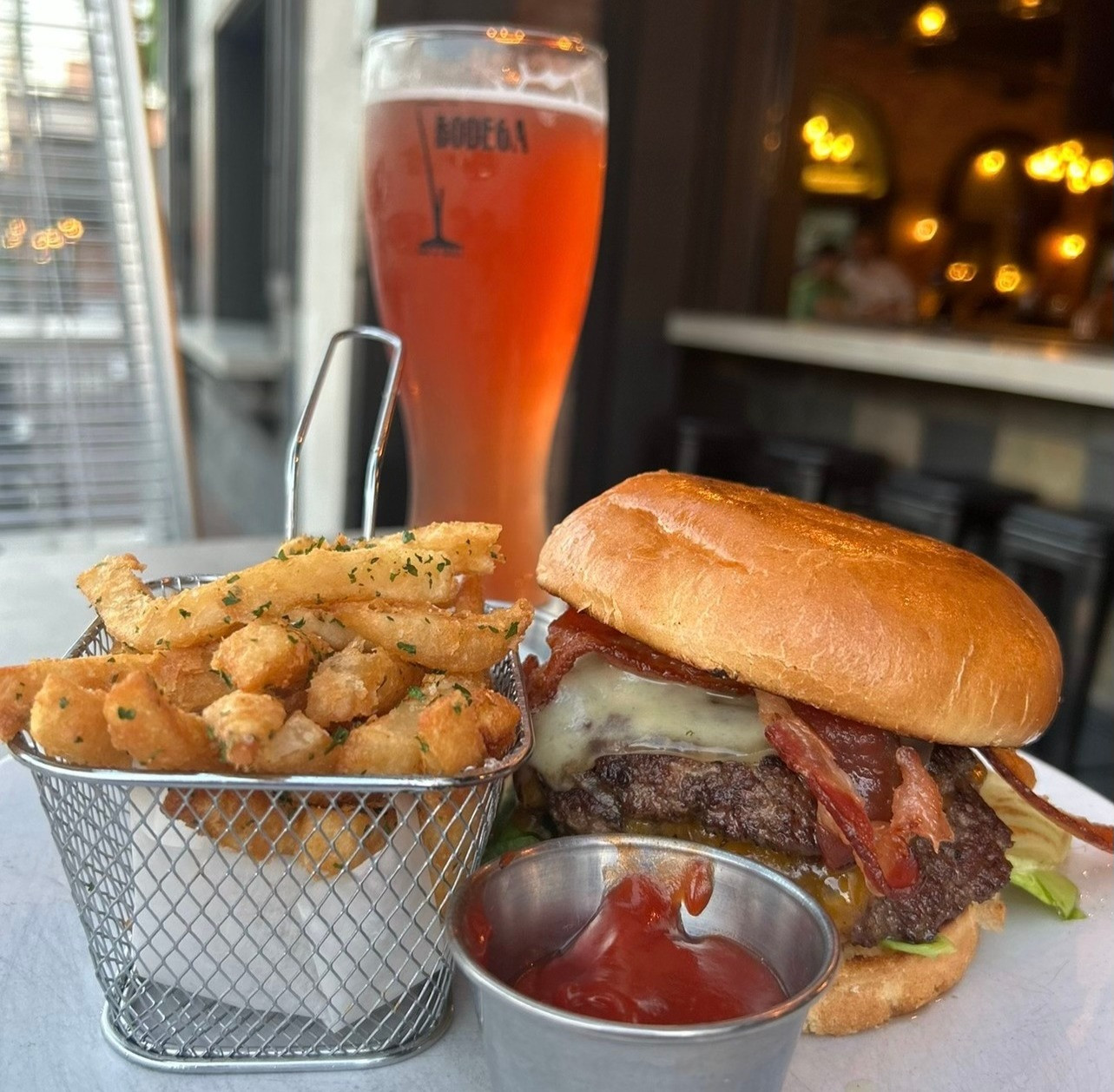 Bodega bar & grill