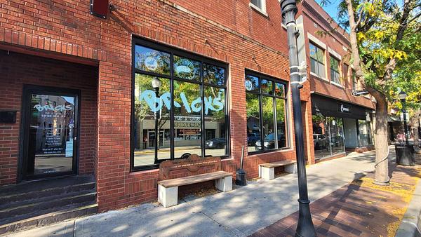 Brick's Pub & Grub