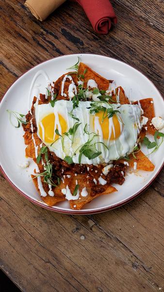Flying Pig Pub & Kitchen