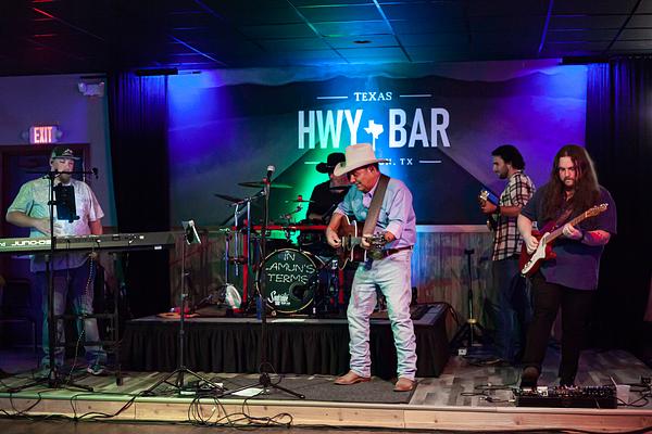 HWY BAR