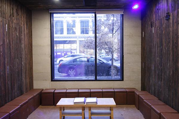 Beats Karaoke Cafe