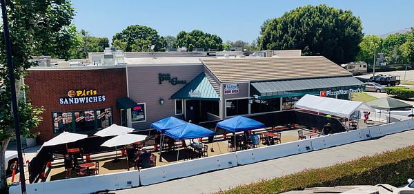 Victoria Pub & Grill