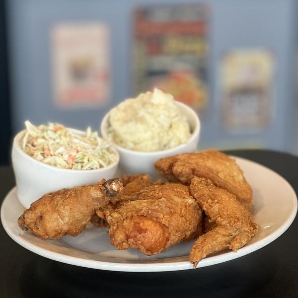 Mother Clucker’s Pizza