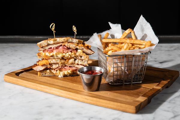 Elm Street Cask & Kitchen