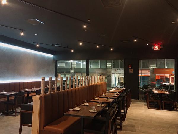 QU JAPAN BISTRO & BAR