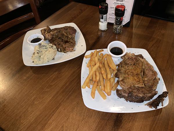 Ovation Bistro & Bar, Davenport