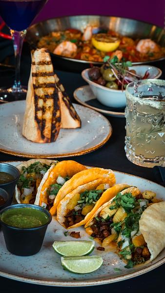iTZCALi Tapas & Tequila