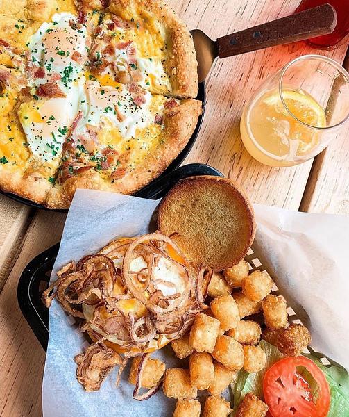 Paradise Park | Pizza & Patio