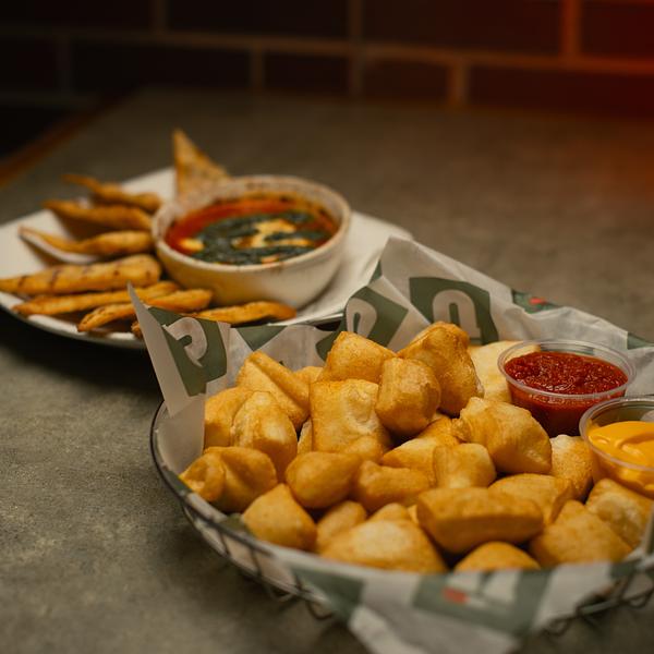 Uccello's Ristorante: Pizzeria & Sports Lounge - Downtown Grand Rapids