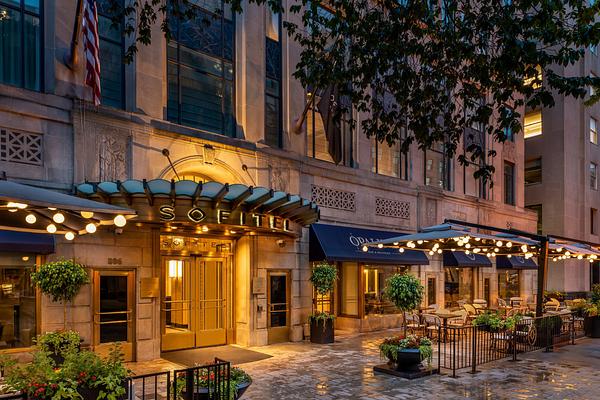 Opaline Bar and Brasserie